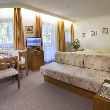 Margit Hotel