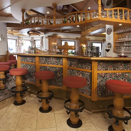 Margit ホテル フィンケンベルク