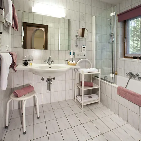 Margit 4*